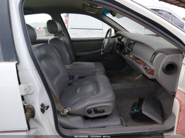 Buick Park Avenue Image 2