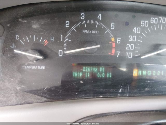 Buick Park Avenue Image 3