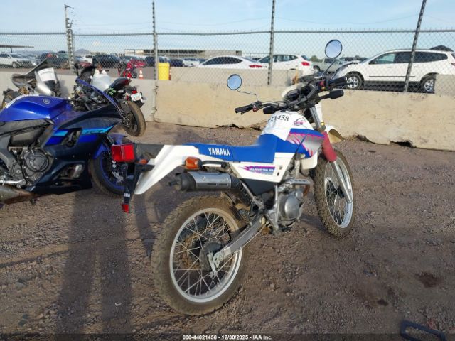 Yamaha Xt225 Image 13