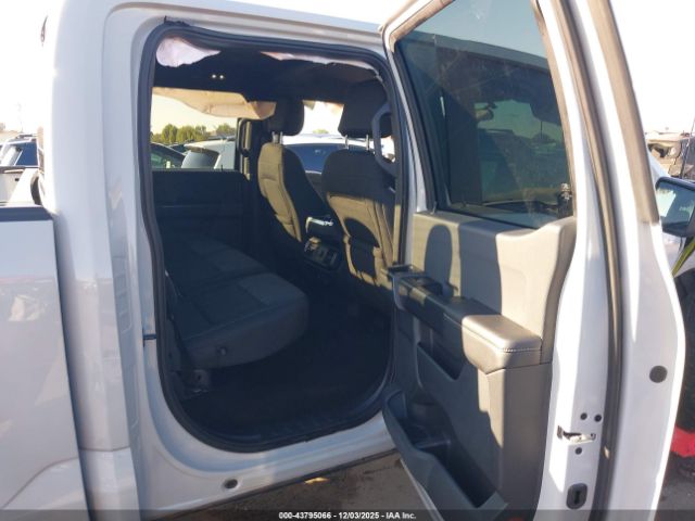 Ford F-150 Stx Image 8