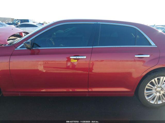 Chrysler 300c Awd Image 10