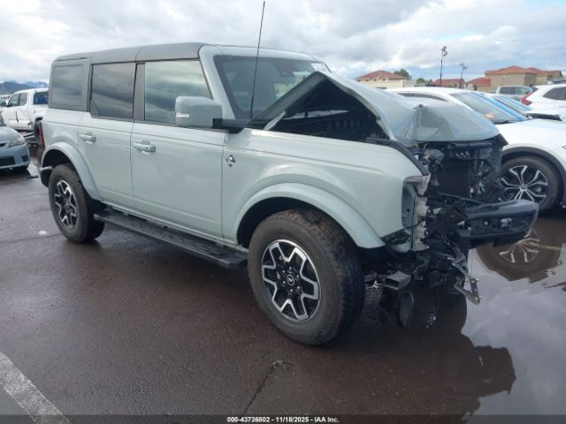 Ford Bronco Outer Banks Image 1