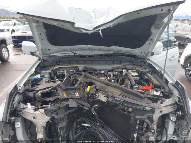 Ford Bronco Outer Banks Image 11