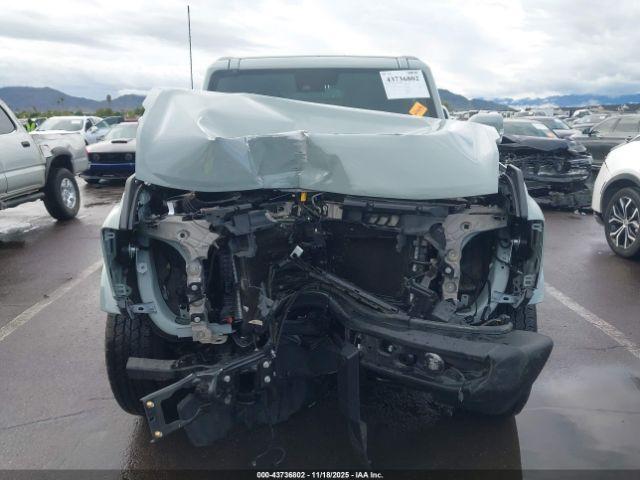Ford Bronco Outer Banks Image 12