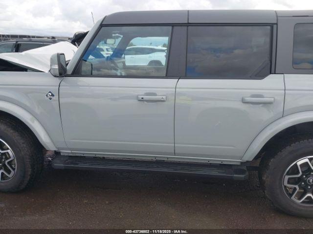 Ford Bronco Outer Banks Image 16