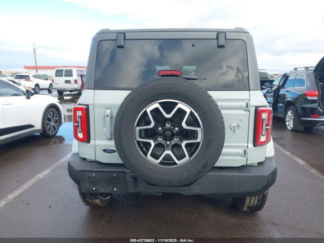 Ford Bronco Outer Banks Image 14