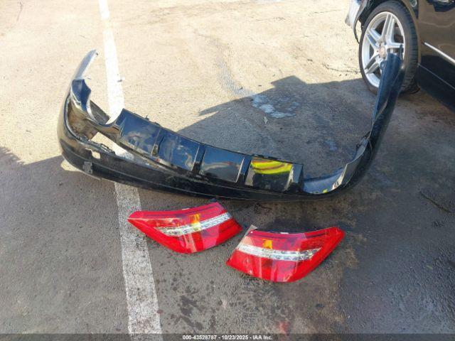 Mercedes-Benz E-Class Image 7