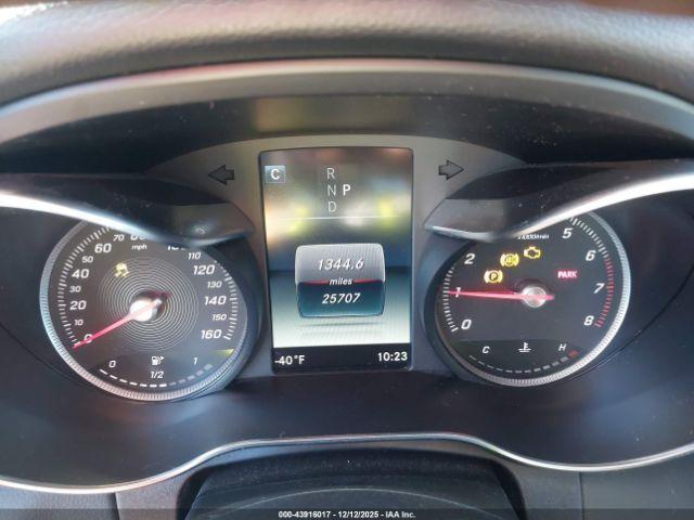 Mercedes-Benz C-Class Image 6