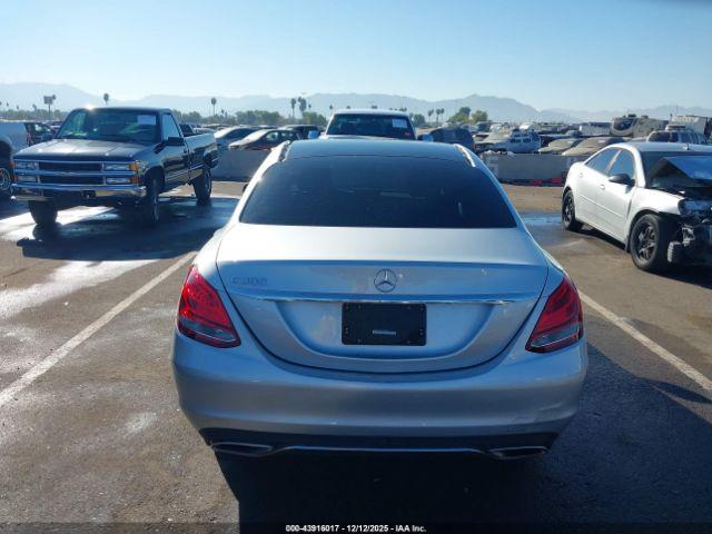 Mercedes-Benz C-Class Image 16