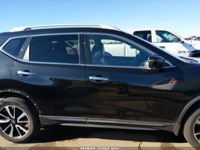 Nissan Rogue Sl Image 2