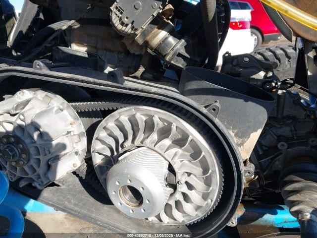 Can-Am Maverick X3 X Rc Turbo R Image 3