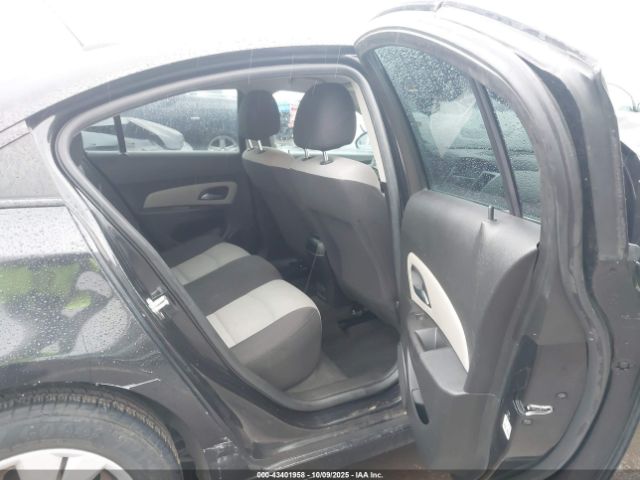 Chevrolet Cruze Ls Auto Image 7