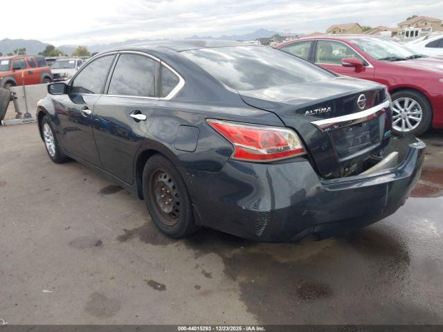 Nissan Altima 2.5 S Image 2