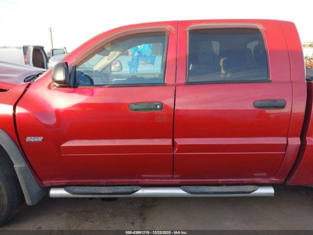 Mitsubishi Raider Duro Cross V8 Image 12