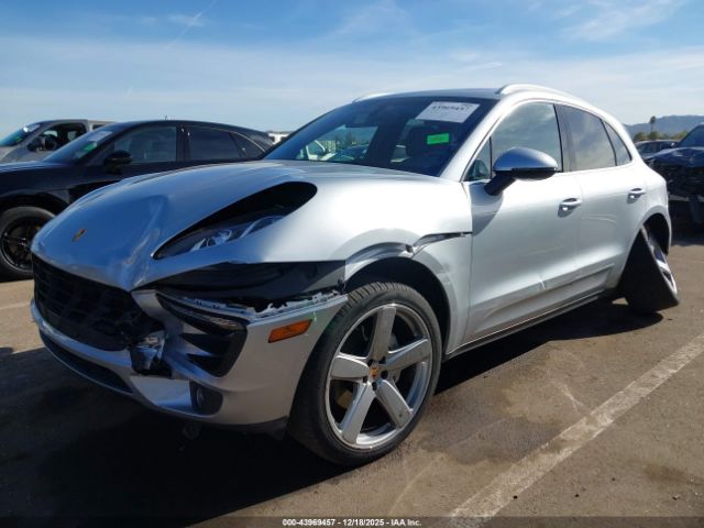 Porsche Macan S Image 6