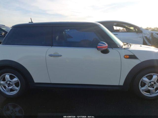 MINI Cooper Image 15