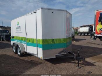  Salvage Cargo Express Traile Enclosed Cargo Trail