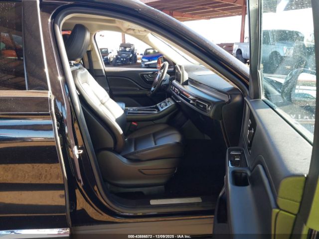 Lincoln Aviator Standard Image 3