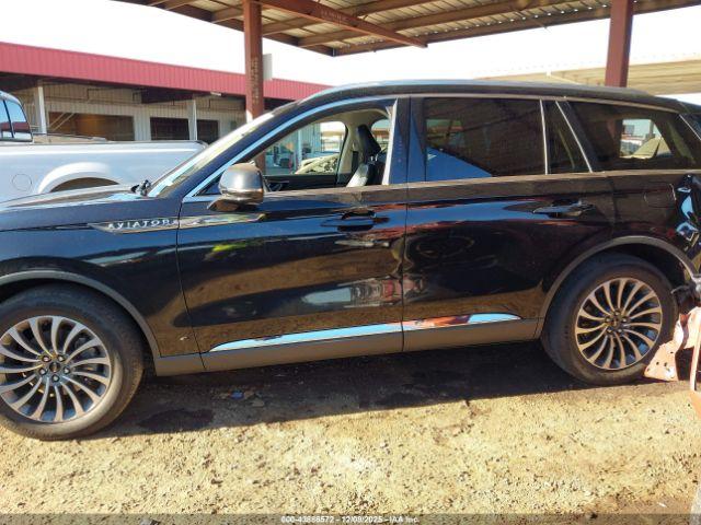 Lincoln Aviator Standard Image 7