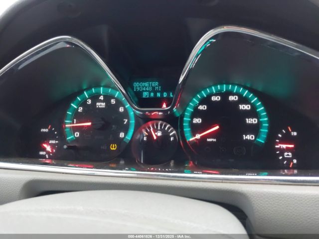 Chevrolet Traverse Ls Image 12