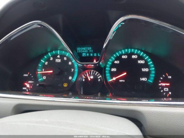 Chevrolet Traverse Ls Image 12