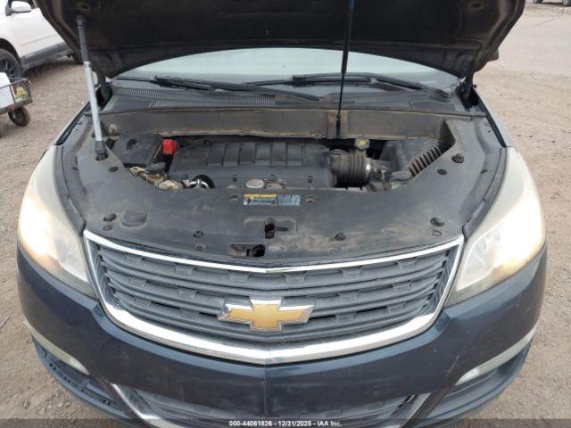 Chevrolet Traverse Ls Image 8