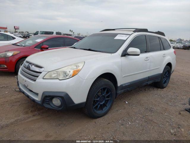 Subaru Outback 2.5i Premium Image 2