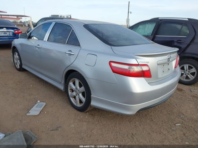 Toyota Camry Se Image 10
