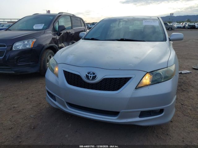 Toyota Camry Se Image 12
