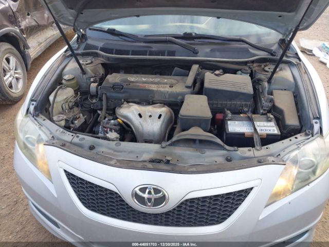 Toyota Camry Se Image 2