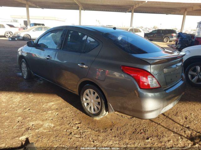 Nissan Versa 1.6 Sv Image 10