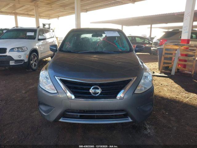 Nissan Versa 1.6 Sv Image 4