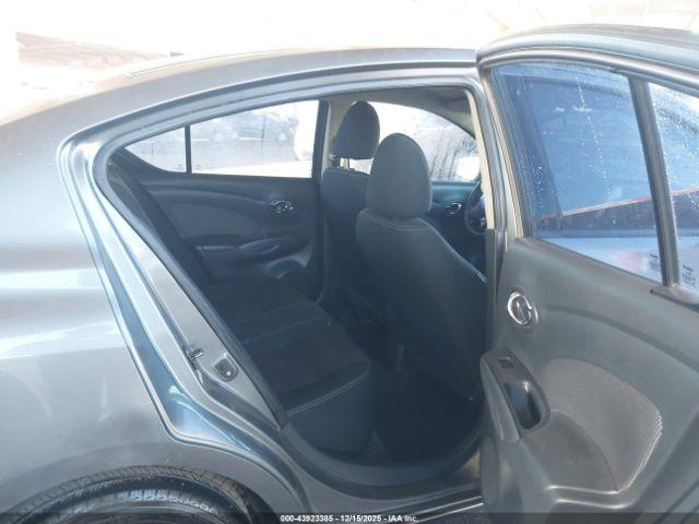 Nissan Versa 1.6 Sv Image 6