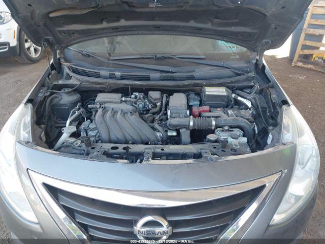 Nissan Versa 1.6 Sv Image 2