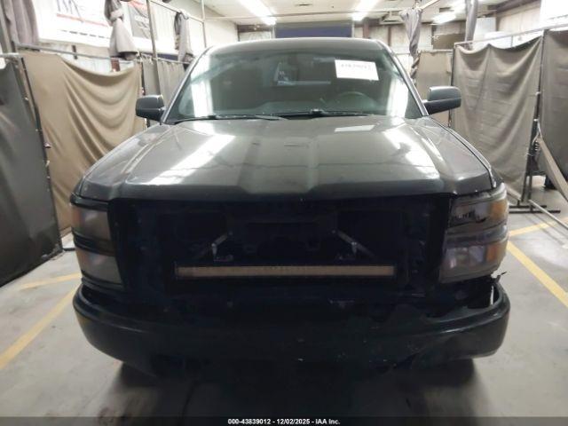 Chevrolet Silverado 1500 Wt Image 12