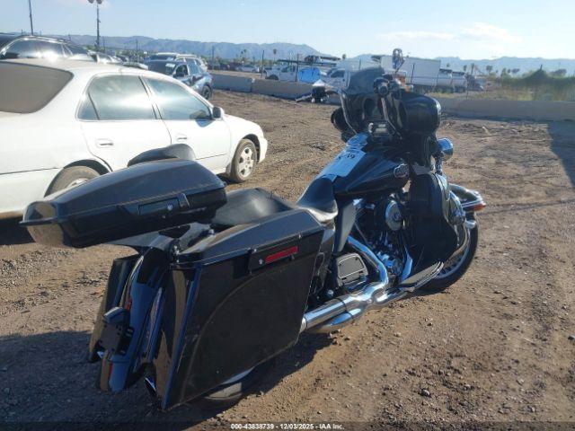 Harley-Davidson Flhtcu Image 6