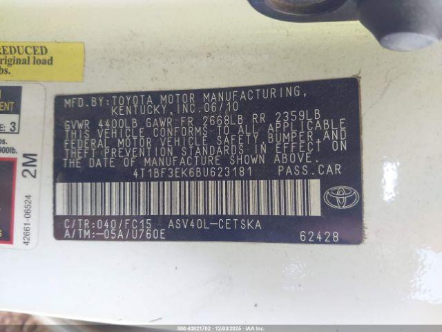 Toyota Camry Se Image 14