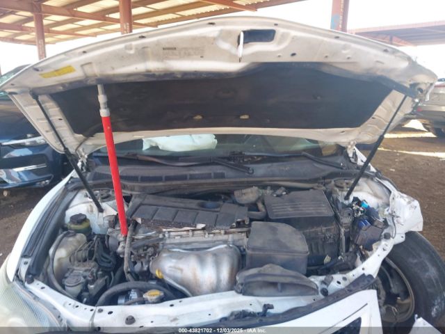 Toyota Camry Se Image 10