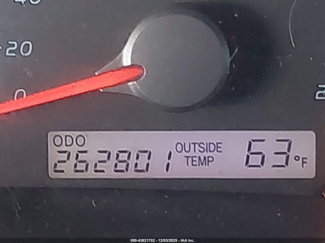 Toyota Camry Se Image 13