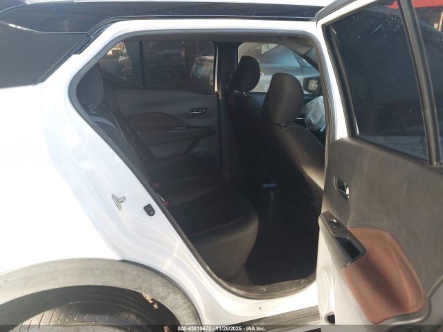 Nissan Kicks Sr Image 4