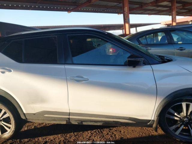 Nissan Kicks Sr Image 15