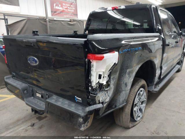 Ford F-150 Xlt Image 4