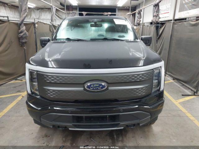 Ford F-150 Xlt Image 7