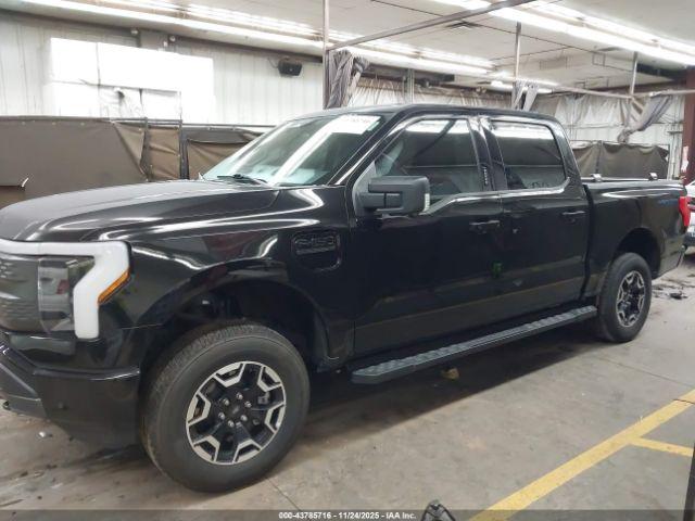 Ford F-150 Xlt Image 12
