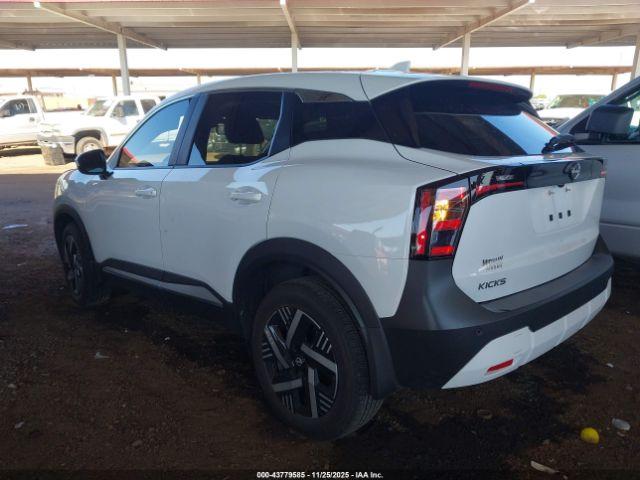 Nissan Kicks Sv Fwd Image 6