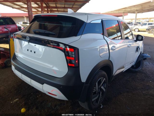 Nissan Kicks Sv Fwd Image 5