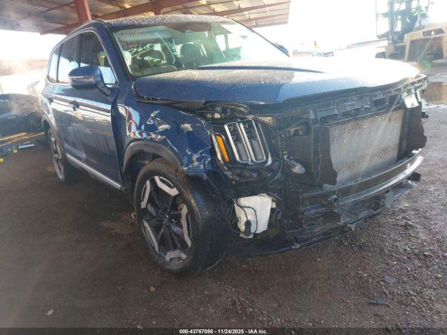  Salvage Kia Telluride