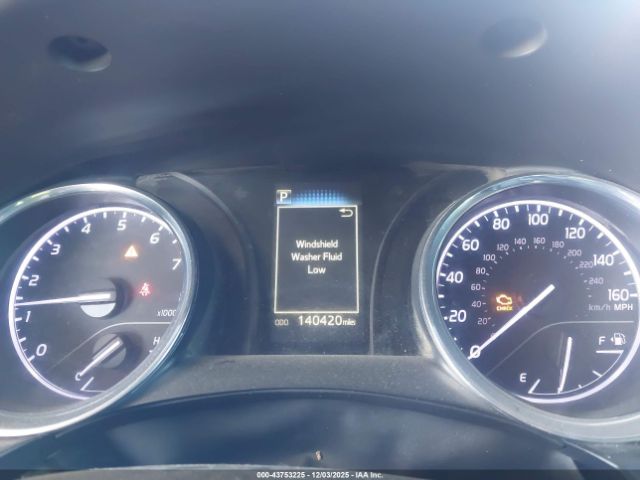 Toyota Camry Se Image 5