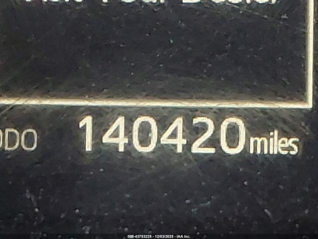 Toyota Camry Se Image 15