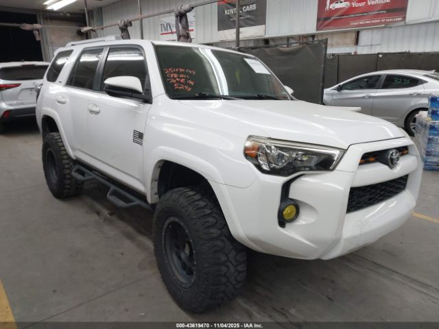 Toyota 4Runner Sr5 Image 1